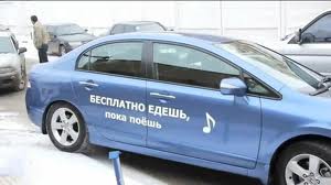 Водитель «поющего» такси Петропавловска мечтает петь под светом софитов вместо светофоров